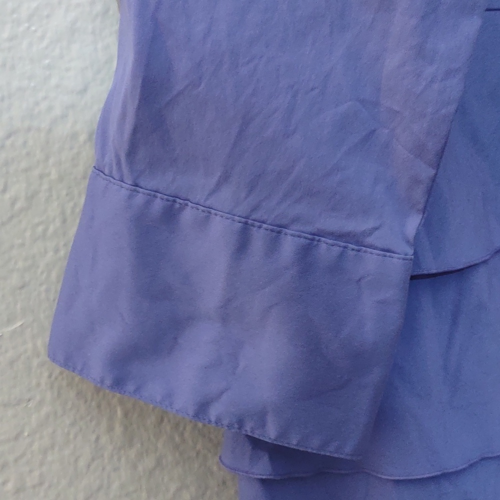 SLIGHTLY USED ALFANI DRESS SHIRT BLUE WITH MISSING BELT - Picture 5 of 8